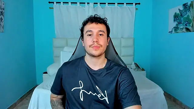 juan  jimenez online show from June 4, 10:49 pm