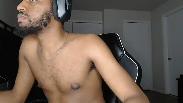 ChrisVacher online show from April 25, 12:46 am