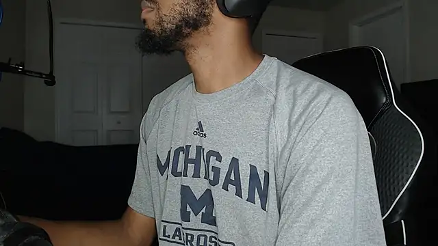 ChrisVacher online show from September 12, 2:44 am