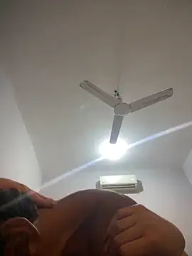 n2flix online show from October 4, 4:50 am