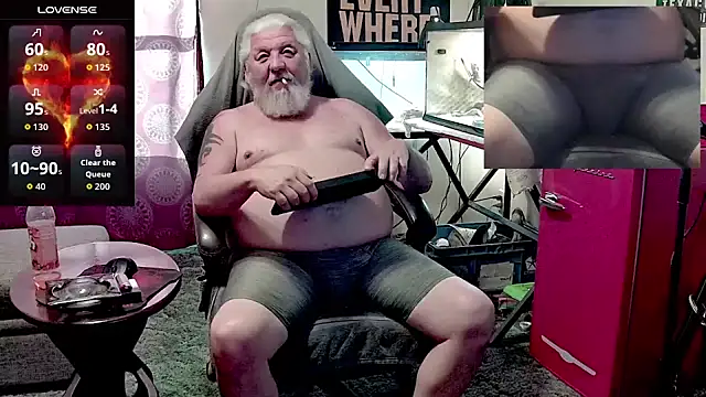 countrydomdaddy online show from April 11, 10:35 pm