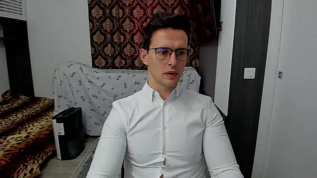 sexxymuscles4u online show from March 11, 10:07 am