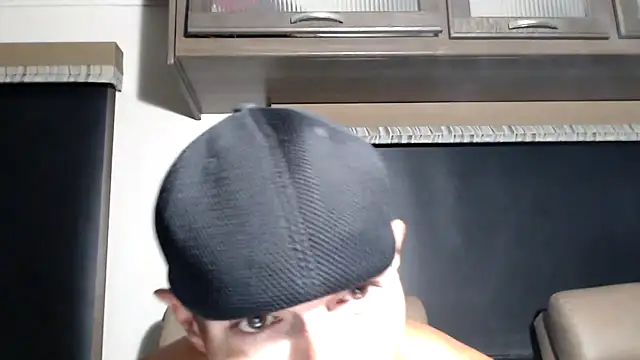 ThickD2C online show from April 11, 8:45 pm