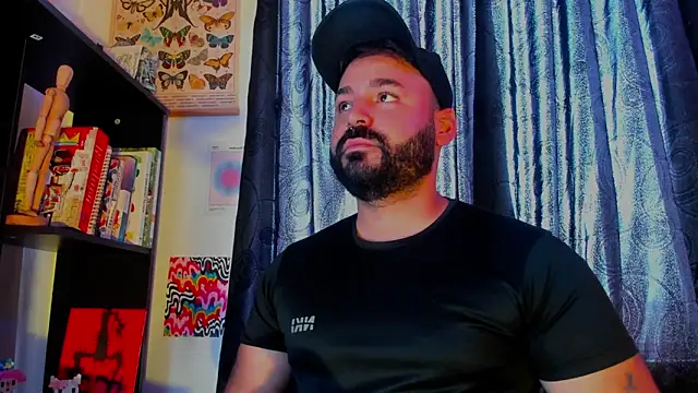 johnnyalx online show from June 5, 4:46 pm