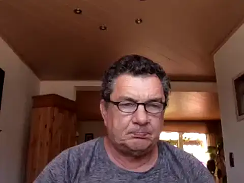 Nobbie444 online show from July 29, 12:15 pm