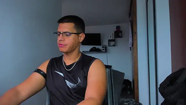  John Boy  online show from February 15, 9:34 pm