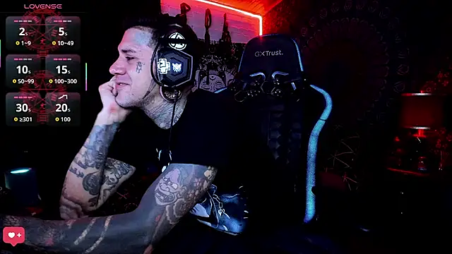 josh  ackerman online show from September 8, 6:40 pm