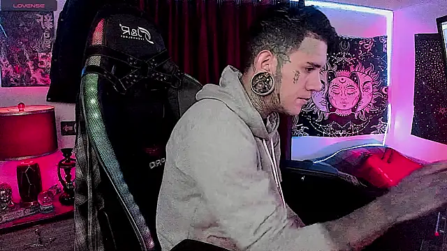 josh  ackerman online show from December 25, 3:18 am