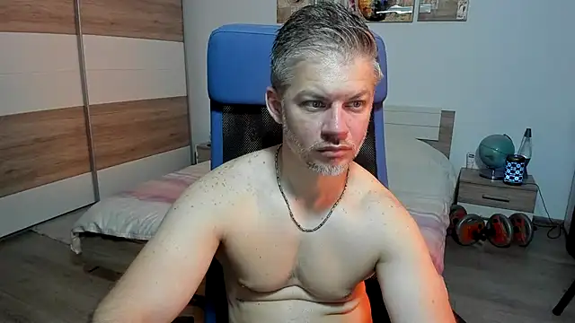 RobbyShawz online show from June 4, 3:45 am