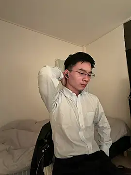 asiahot liam online show from January 15, 11:03 am