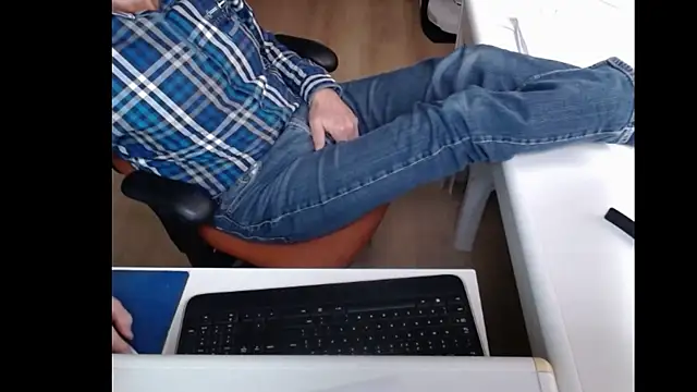 dutchpornking online show from February 9, 12:52 pm