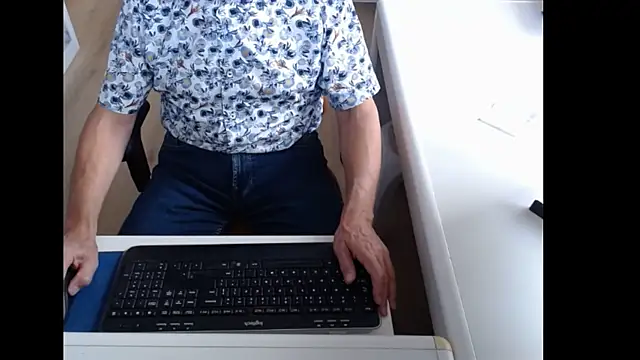 dutchpornking online show from September 13, 8:59 am