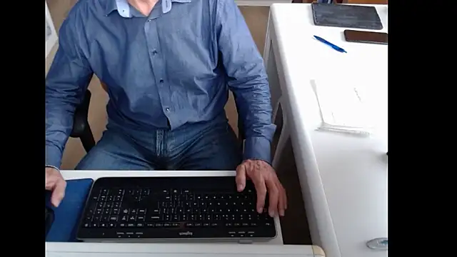 dutchpornking online show from October 3, 12:21 pm