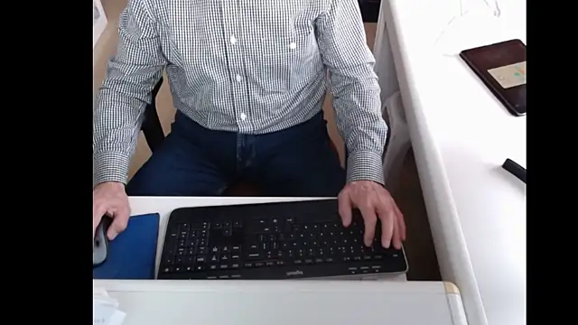 dutchpornking online show from February 5, 8:54 am