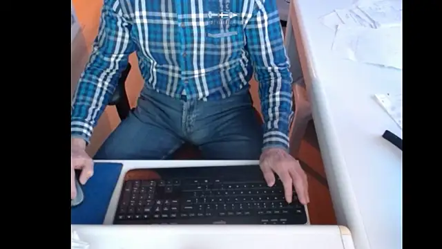 dutchpornking online show from February 6, 7:45 am