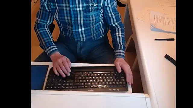 dutchpornking online show from February 20, 7:41 pm