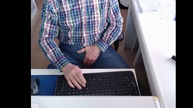 dutchpornking online show from January 14, 7:59 am