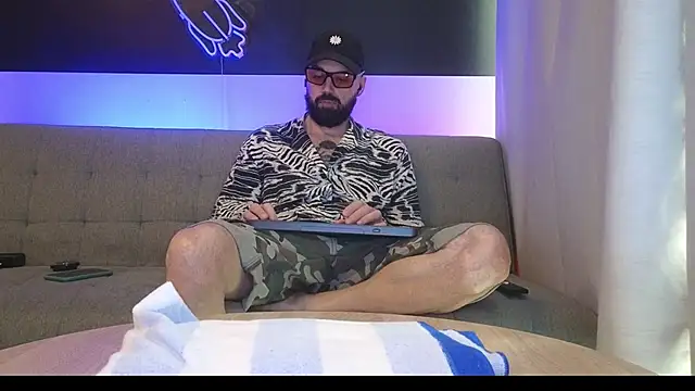 MattxFeet online show from October 23, 7:17 pm