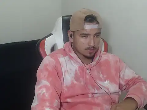 kylian 07 online show from April 18, 4:03 am