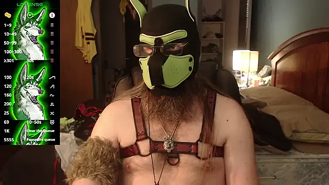 kinkywolf429 online show from July 28, 10:31 pm
