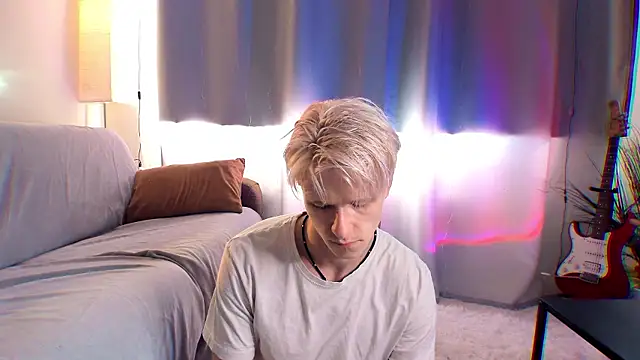 Breston Sweet online show from July 18, 3:17 pm