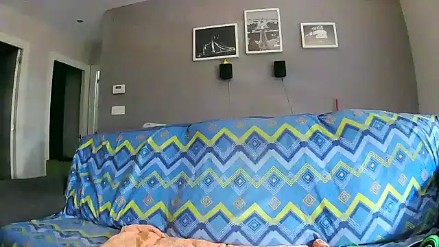 Snapshot of txan9876 chatting on October 29, 9:56 am txan9876 online show from October 29, 9:56 am