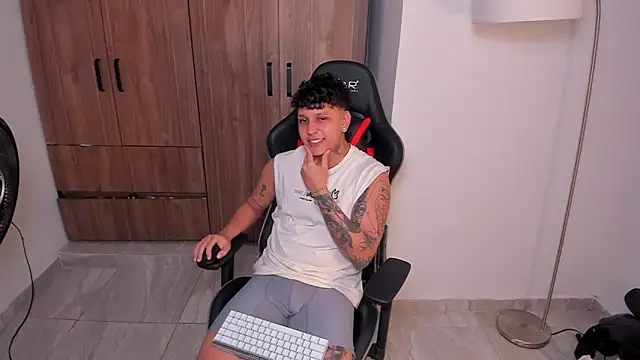 Jake simons online show from November 27, 11:25 am