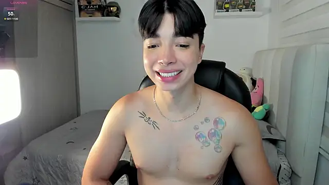 santy7v7 online show from November 28, 1:35 pm