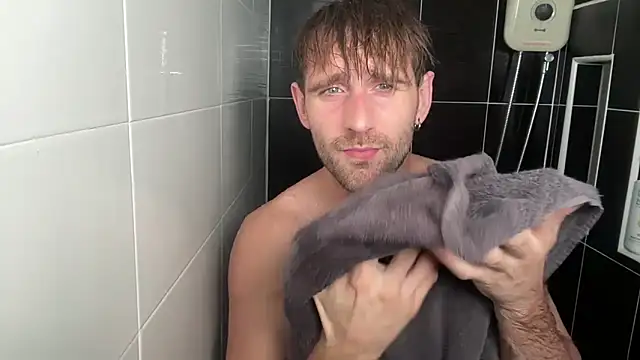 lukegunn online show from March 5, 2:41 am