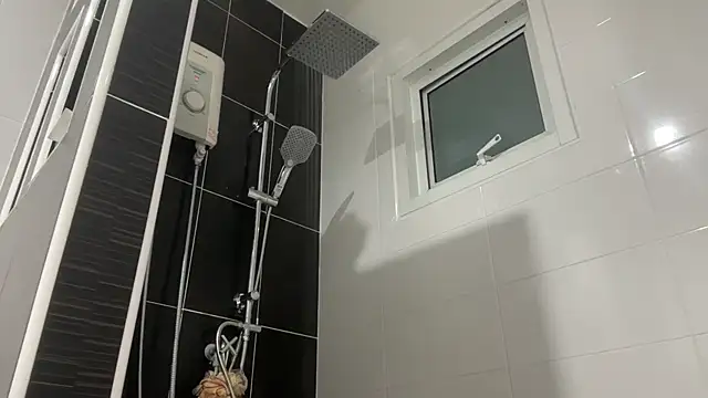 lukegunn online show from December 21, 10:29 pm