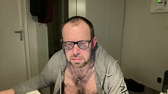 FABIOGLASSES online show from December 19, 2:19 am