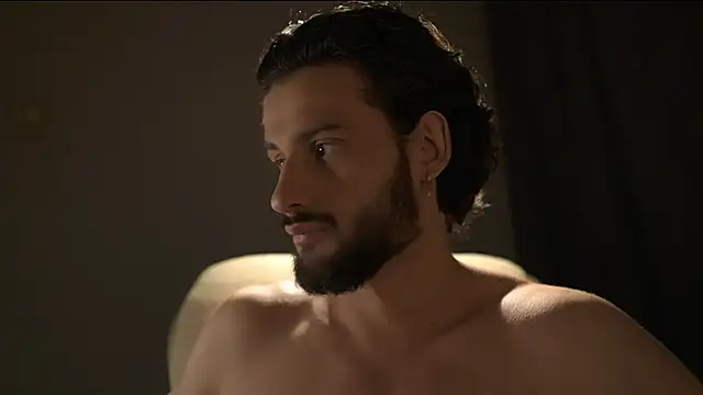 Keen   Luckystrike online show from April 21, 5:30 pm