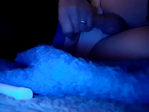 feathersify online show from February 1, 4:11 am