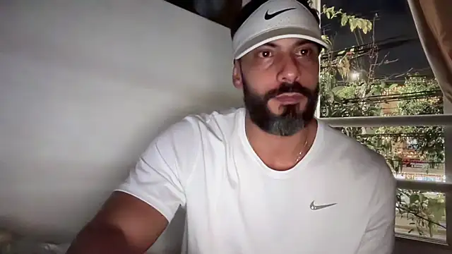 romeolovedark online show from December 20, 11:34 pm