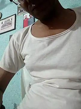 ajayraj0000 online show from April 6, 4:09 am