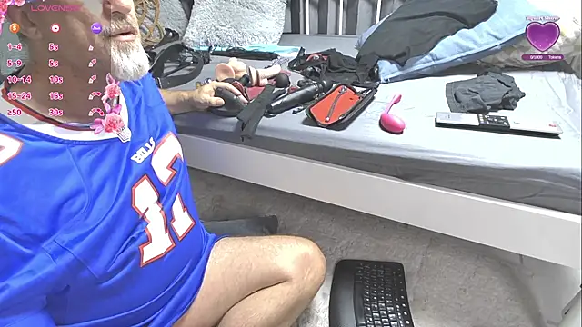 openminddaddy online show from November 16, 7:10 am