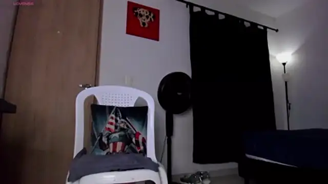 Cloudy pigDude online show from March 4, 12:39 am