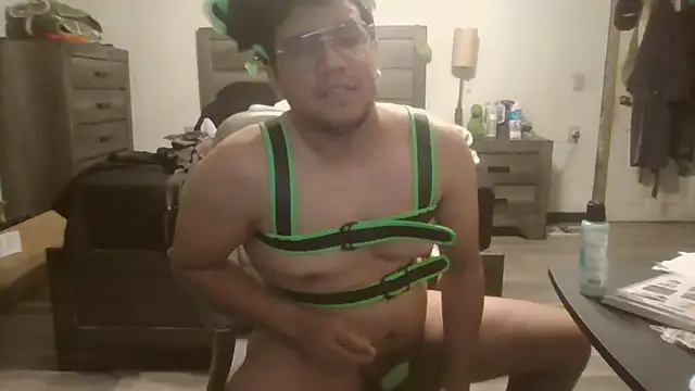 bttm geek000 online show from December 20, 4:08 am