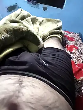 Snapshot of witchhunter1 chatting on December 5, 6:24 pm witchhunter1 online show from December 5, 6:24 pm