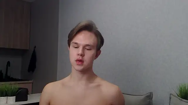 MartinMendez online show from December 16, 9:05 am