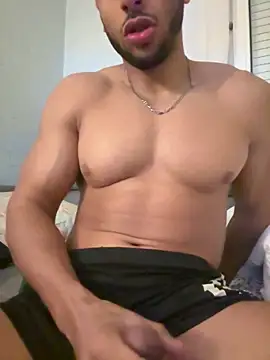 pimentfort77 online show from December 21, 9:58 pm