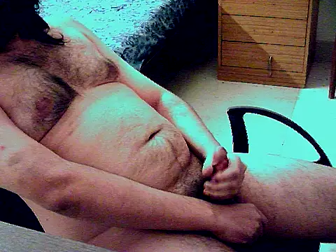 aksxi1 online show from April 14, 9:58 pm