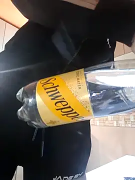 Hakocity2200 online show from February 4, 1:06 pm