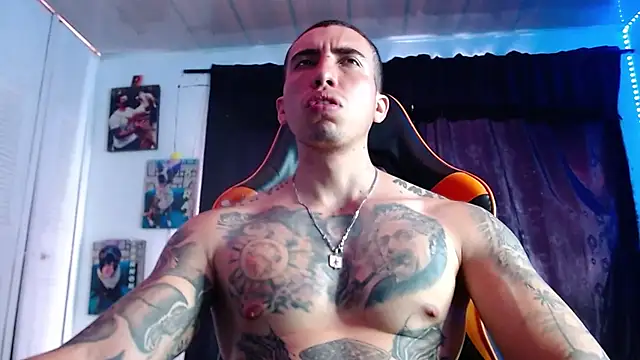 Adam Hudsond online show from July 17, 3:18 pm