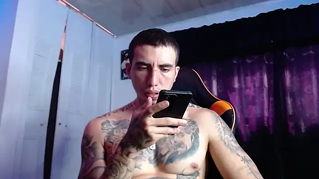 Adam Hudsond online show from July 24, 3:08 pm