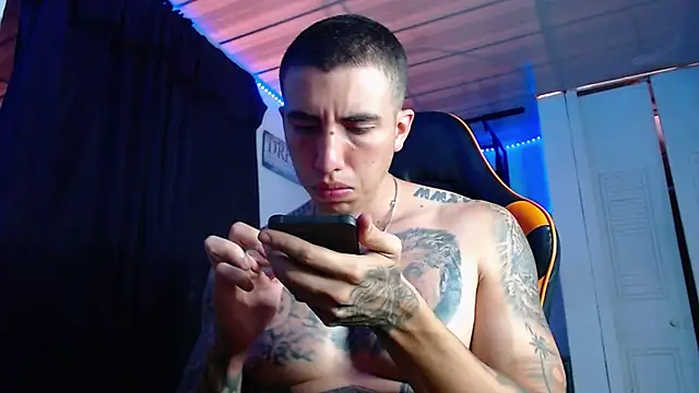 Adam Hudsond online show from July 10, 1:14 pm