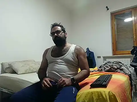 Attila985 online show from November 3, 10:55 pm