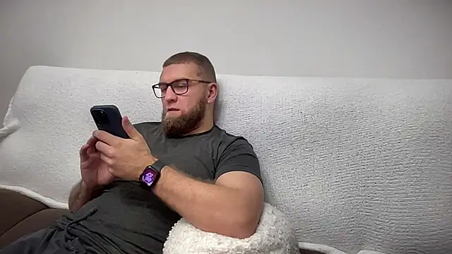 Bear bear  online show from December 21, 9:58 pm