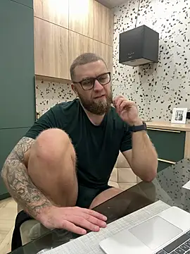 Bear bear  online show from February 22, 10:59 pm