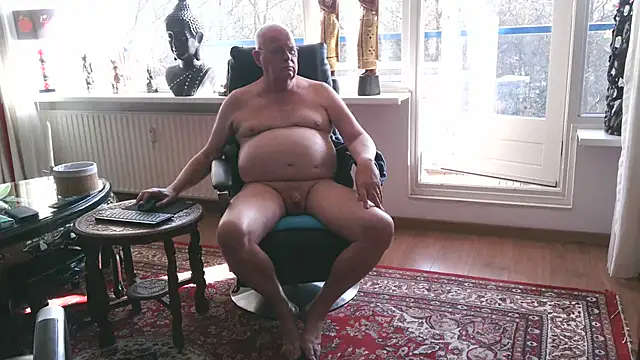 Exhib070 online show from February 26, 1:01 pm